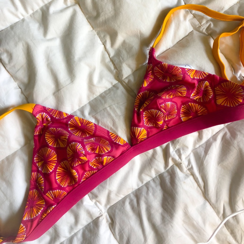 Womens Junior bathing suit top